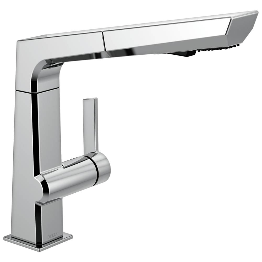 Delta Faucet Pivotal™ Single Handle Pull Out Kitchen Faucet
